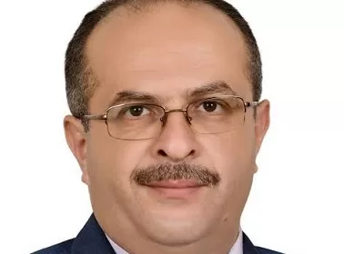 المقاولون-العرب-يهدي-تأهله-للدوري-الممتاز-لرئيس-الشركة-أحمد-العصار