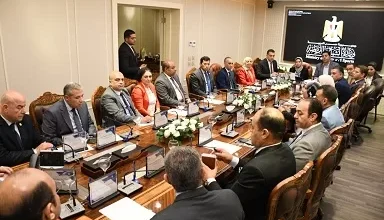 اجتماع-موسع-لوزير-الشباب-والرياضة-مع-قيادات-الوزارة-لتنظيم-العمل-خلال-«العيد»